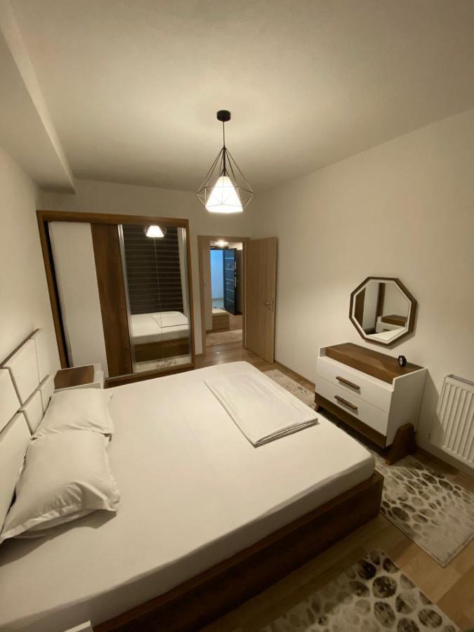 Violin 2 Bedroom Apartment Downtown Prizren Eksteriør billede